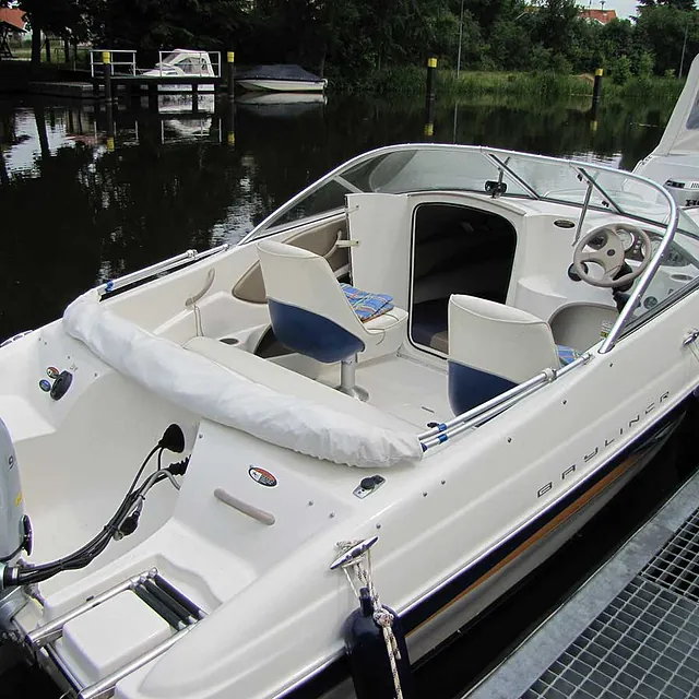 Bayliner 90