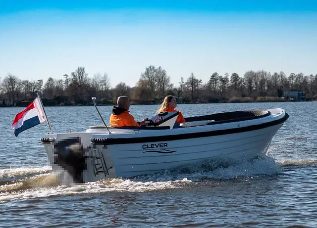 Clever Boats 52 